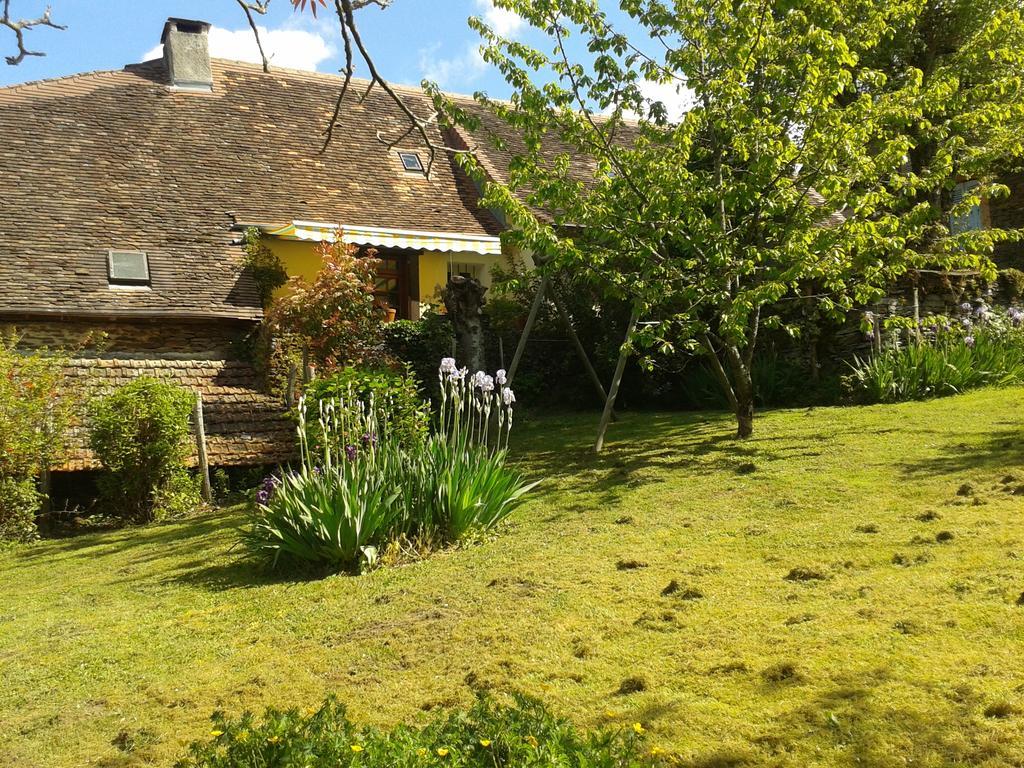 Gite Des Croix Bancaud Jumilhac-le-Grand Extérieur photo